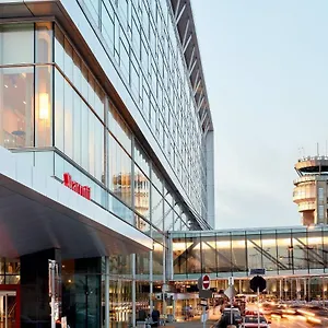 Marriott Montreal Airport In-terminal **** Dorval